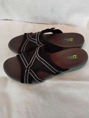 Women's Zibu Slide Sandals Black Ezri, With Contrast with Contrast Stitching